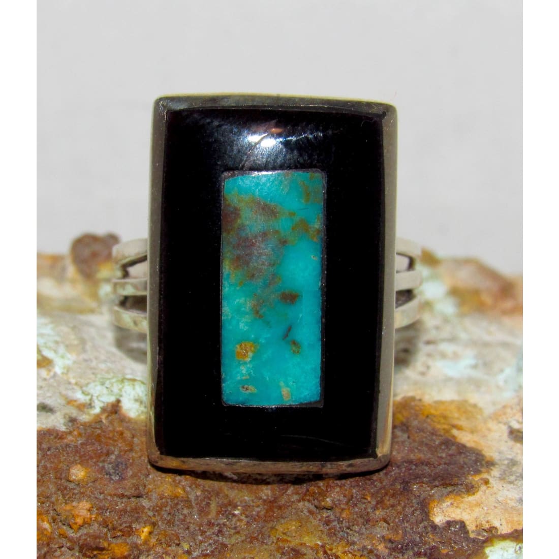 Zuni Royston Turquoise Jet Ring by Harlan Coonsis Sz 7.5 Native American Signed