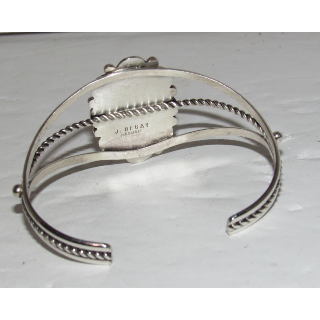 Navajo jewelry, Zuni Jewelry, Old Pawn Navajo, Old Pawn Zuni, Navajo Turquoise Rings, Navajo turquoise jewelry, Zuni turquoise jewelry, American Indian Jewelry, Navajo Bracelets, Zuni Bracelets, Navajo Rings, Zuni Rings, Old Pawn jewelry, Navajo Necklaces, Zuni Necklace