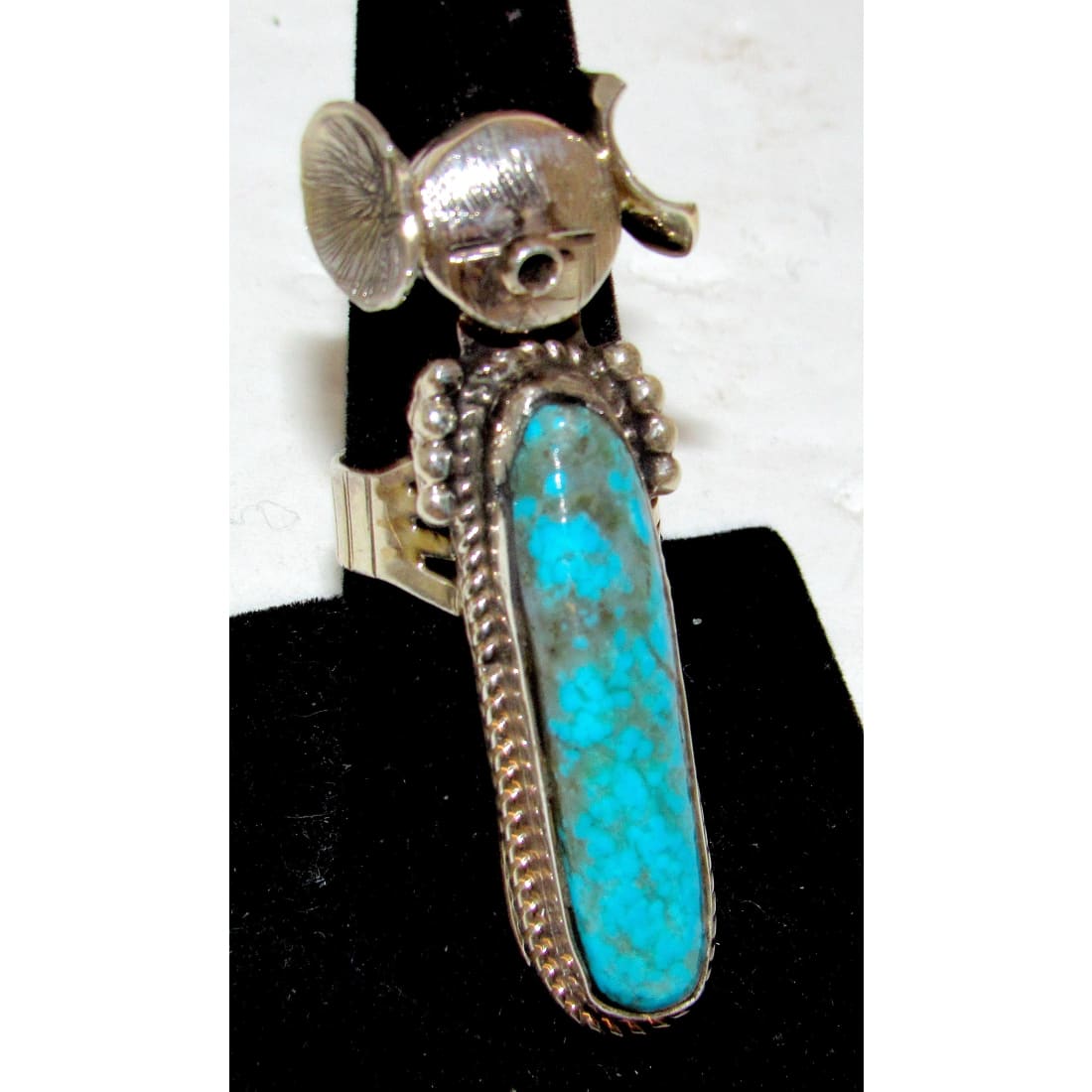 Navajo jewelry, Zuni Jewelry, Old Pawn Navajo, Old Pawn Zuni, Navajo Turquoise Rings, Navajo turquoise jewelry, Zuni turquoise jewelry, American Indian Jewelry, Navajo Bracelets, Zuni Bracelets, Navajo Rings, Zuni Rings, Old Pawn jewelry, Navajo Necklaces, Zuni Necklace