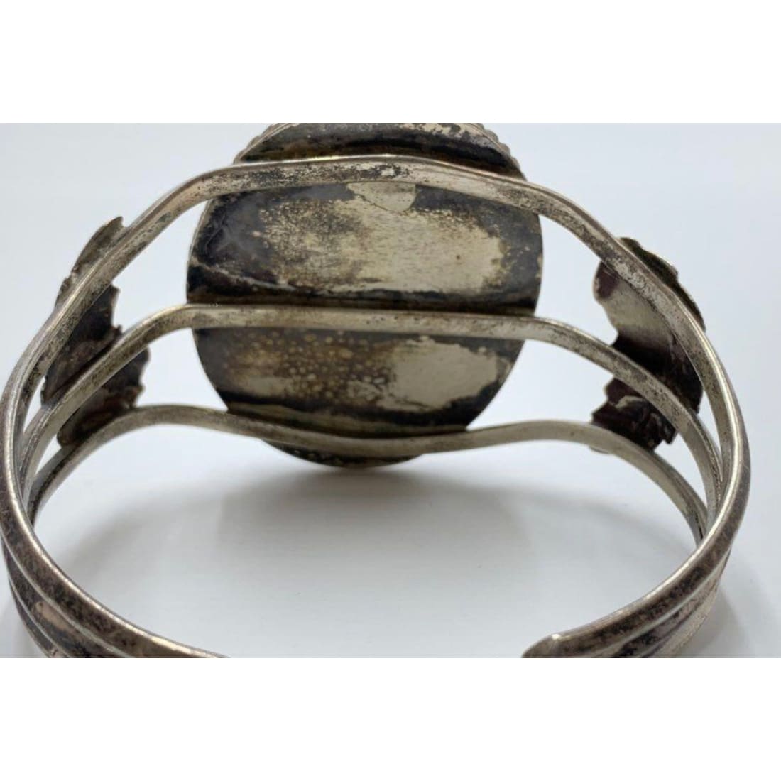 Vintage Zuni Sterling Silver Mother of Pearl Flower Inlay Cuff Bracelet