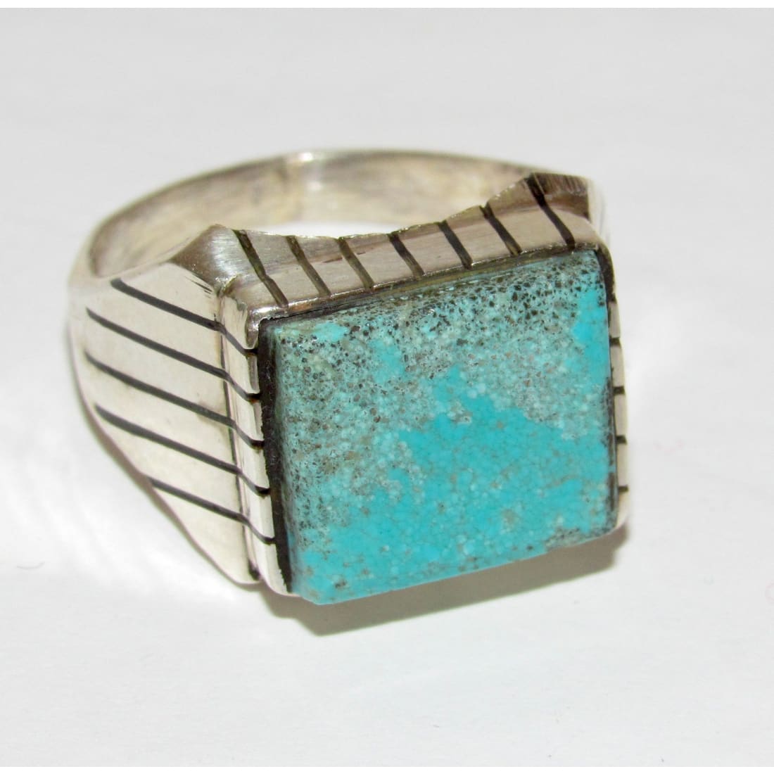 Navajo jewelry, Zuni Jewelry, Old Pawn Navajo, Old Pawn Zuni, Navajo Turquoise Rings, Navajo turquoise jewelry, Zuni turquoise jewelry, American Indian Jewelry, Navajo Bracelets, Zuni Bracelets, Navajo Rings, Zuni Rings, Old Pawn jewelry, Navajo Necklaces, Zuni Necklace