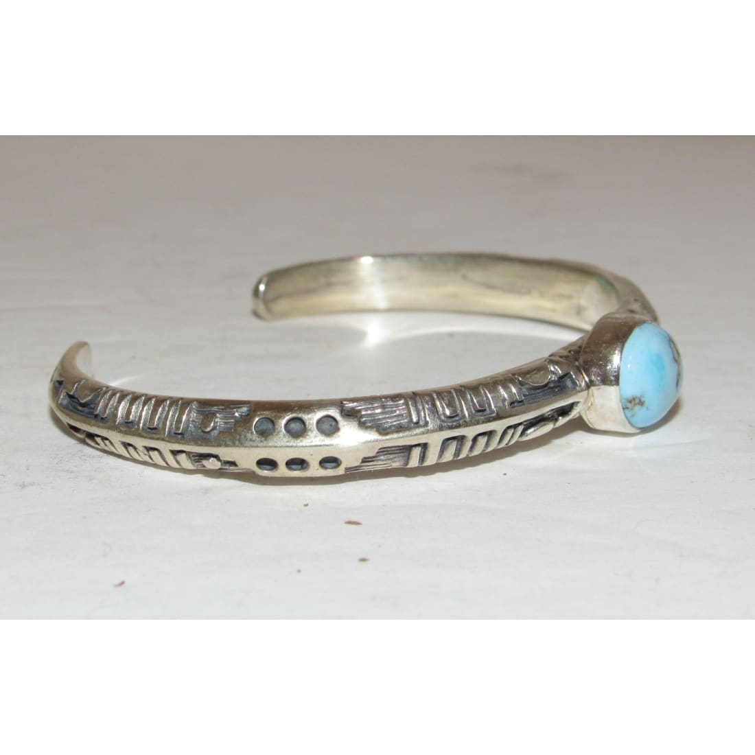 Navajo jewelry, Zuni Jewelry, Old Pawn Navajo, Old Pawn Zuni, Navajo Turquoise Rings, Navajo turquoise jewelry, Zuni turquoise jewelry, American Indian Jewelry, Navajo Bracelets, Zuni Bracelets, Navajo Rings, Zuni Rings, Old Pawn jewelry, Navajo Necklaces, Zuni Necklace