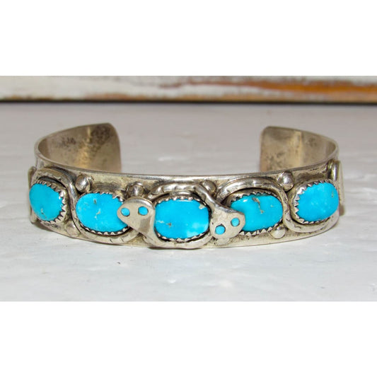 Navajo jewelry, Zuni Jewelry, Old Pawn Navajo, Old Pawn Zuni, Navajo Turquoise Rings, Navajo turquoise jewelry, Zuni turquoise jewelry, American Indian Jewelry, Navajo Bracelets, Zuni Bracelets, Navajo Rings, Zuni Rings, Old Pawn jewelry, Navajo Necklaces, Zuni Necklace