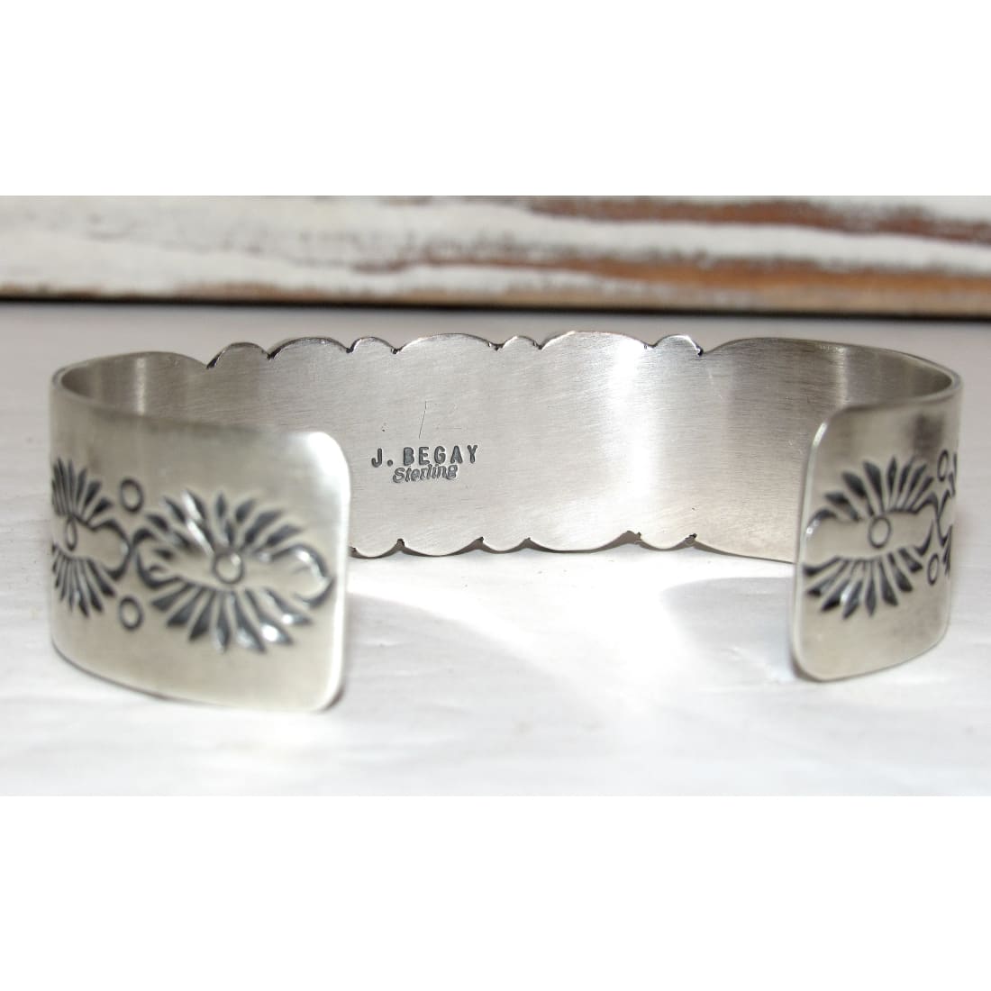 Navajo jewelry, Zuni Jewelry, Old Pawn Navajo, Old Pawn Zuni, Navajo Turquoise Rings, Navajo turquoise jewelry, Zuni turquoise jewelry, American Indian Jewelry, Navajo Bracelets, Zuni Bracelets, Navajo Rings, Zuni Rings, Old Pawn jewelry, Navajo Necklaces, Zuni Necklace