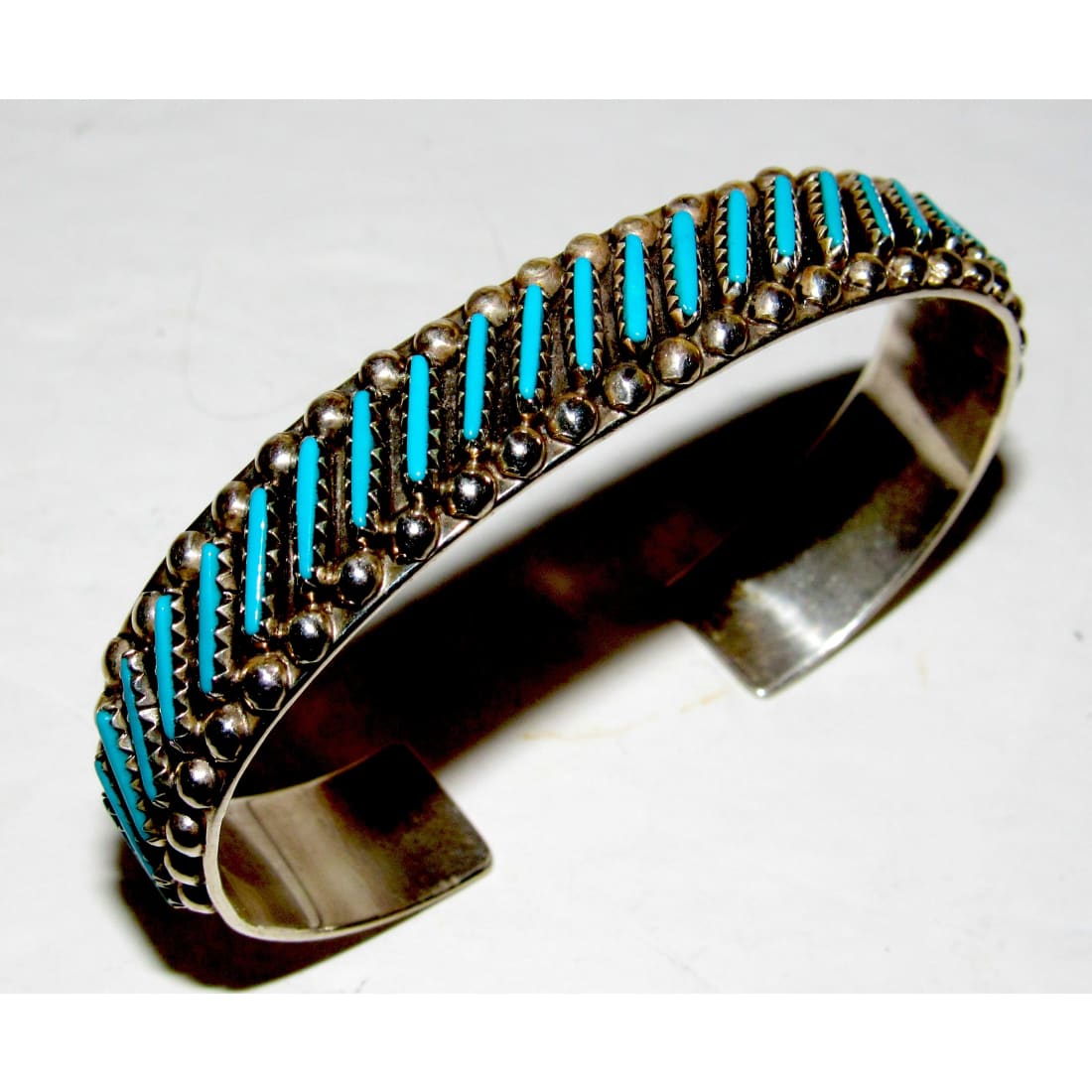 Vintage Zuni Petit Point Turquoise Cuff Bracelet Sterling Silver AV Nastacio