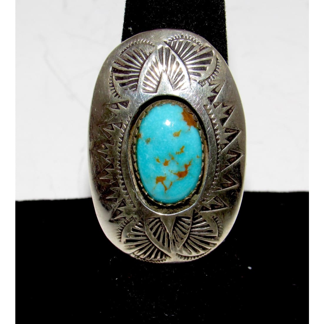 Vintage Navajo Turquoise Ring Size 7 Sterling Silver Shadowbox Design