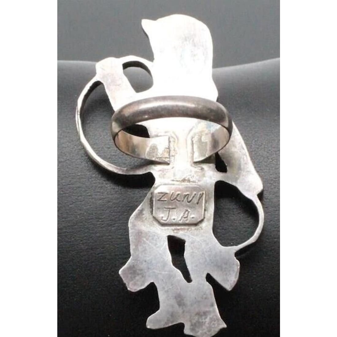 Navajo jewelry, Zuni Jewelry, Old Pawn Navajo, Old Pawn Zuni, Navajo Turquoise Rings, Navajo turquoise jewelry, Zuni turquoise jewelry, American Indian Jewelry, Navajo Bracelets, Zuni Bracelets, Navajo Rings, Zuni Rings, Old Pawn jewelry, Navajo Necklaces, Zuni Necklace