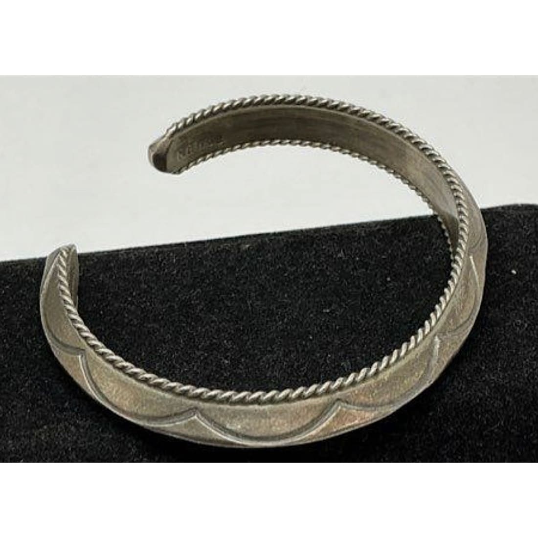 Old Pawn Navajo Carinated Ingot Cuff Bracelet Sterling Silver Native American
