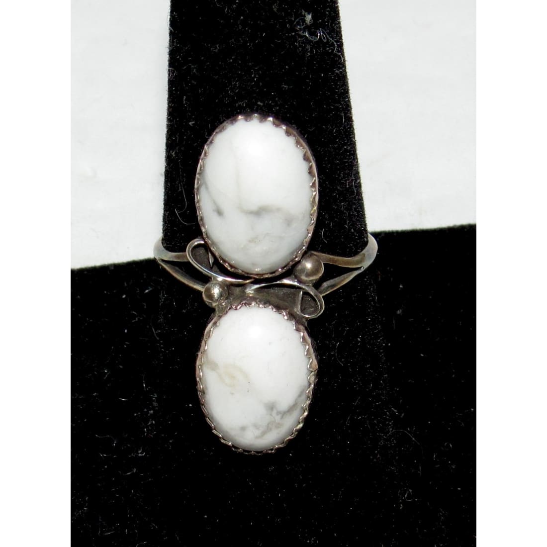 Navajo jewelry, Zuni Jewelry, Old Pawn Navajo, Old Pawn Zuni, Navajo Turquoise Rings, Navajo turquoise jewelry, Zuni turquoise jewelry, American Indian Jewelry, Navajo Bracelets, Zuni Bracelets, Navajo Rings, Zuni Rings, Old Pawn jewelry, Navajo Necklaces, Zuni Necklace