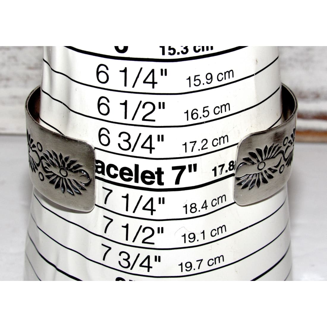 Navajo jewelry, Zuni Jewelry, Old Pawn Navajo, Old Pawn Zuni, Navajo Turquoise Rings, Navajo turquoise jewelry, Zuni turquoise jewelry, American Indian Jewelry, Navajo Bracelets, Zuni Bracelets, Navajo Rings, Zuni Rings, Old Pawn jewelry, Navajo Necklaces, Zuni Necklace