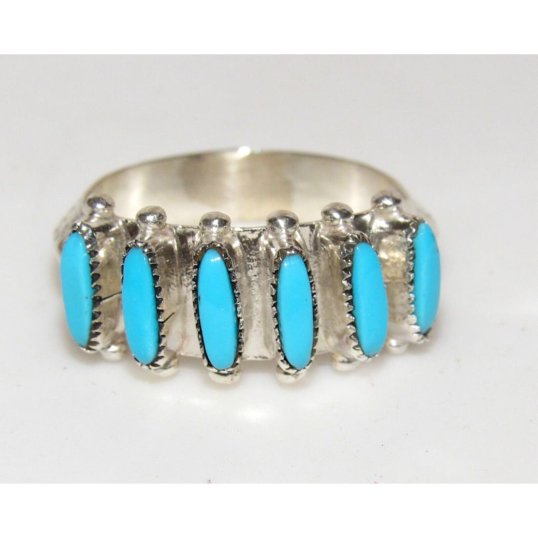 Zuni Sleeping Beauty Turquoise Ring Sz 7.5 Petite Point Design Sterling Silver