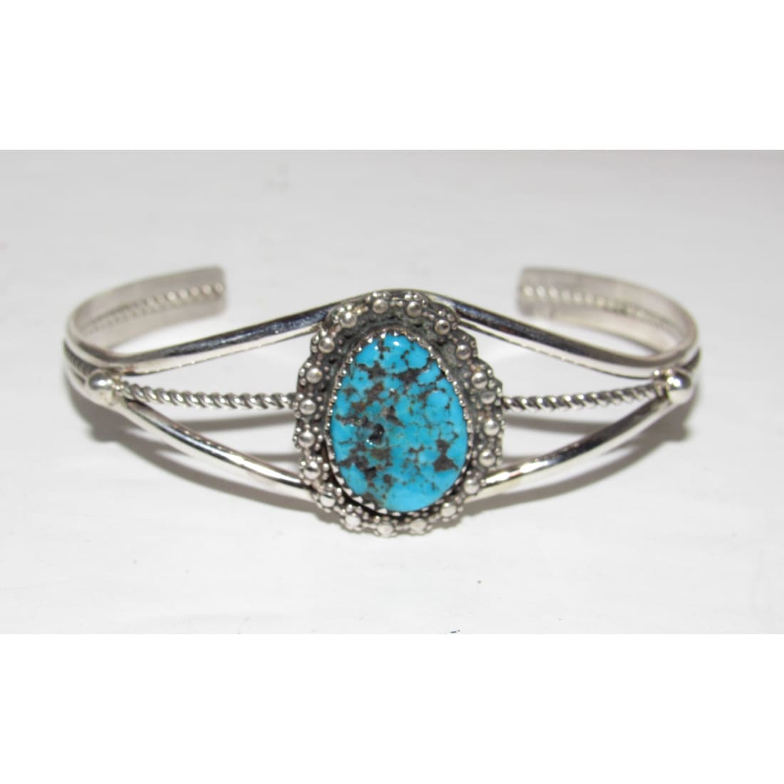 Navajo Kingman Turquoise Cuff Bracelet Sterling Silver Native Signed