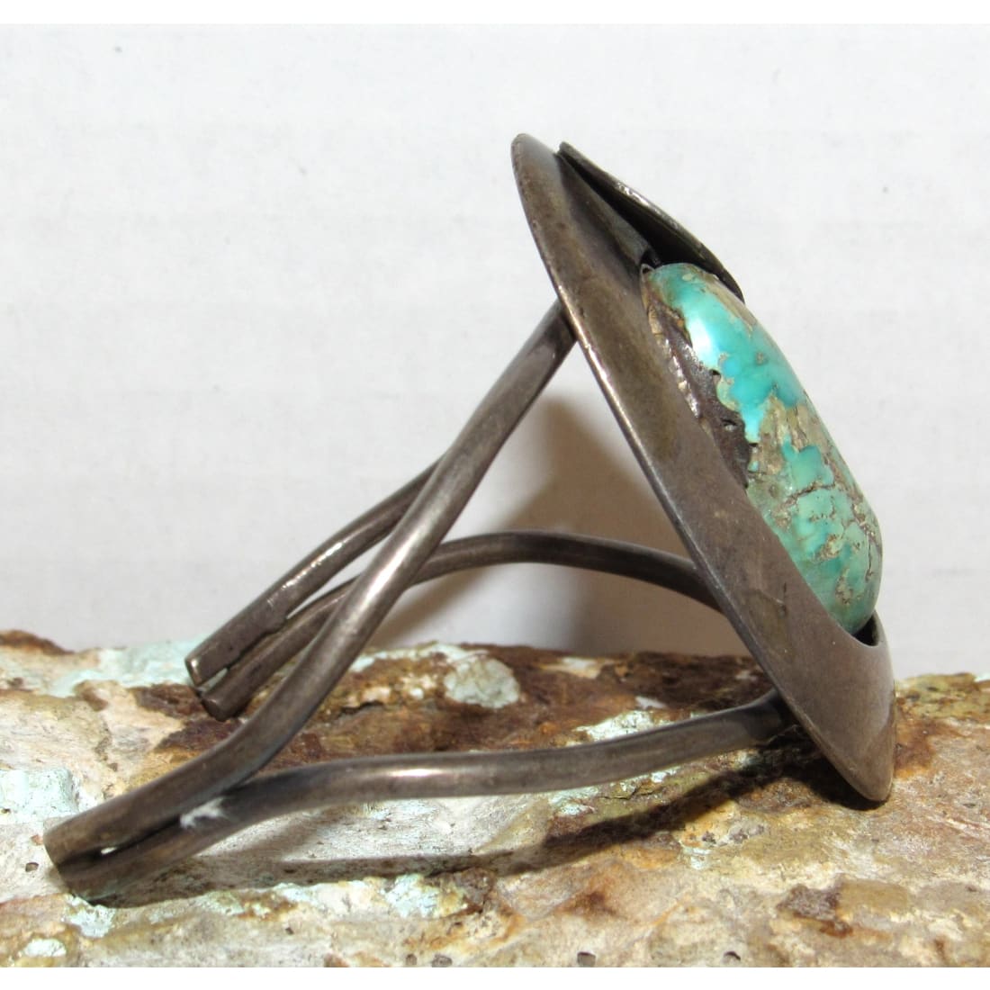 Navajo jewelry, Zuni Jewelry, Old Pawn Navajo, Old Pawn Zuni, Navajo Turquoise Rings, Navajo turquoise jewelry, Zuni turquoise jewelry, American Indian Jewelry, Navajo Bracelets, Zuni Bracelets, Navajo Rings, Zuni Rings, Old Pawn jewelry, Navajo Necklaces, Zuni Necklace