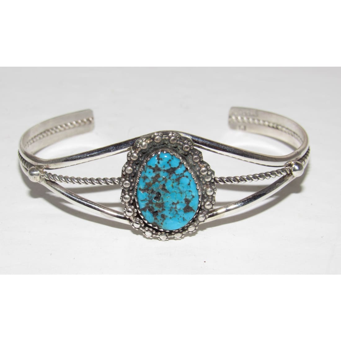 Navajo Kingman Turquoise Cuff Bracelet Sterling Silver Native Signed