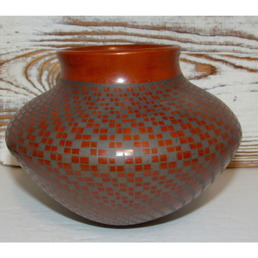 Goyin Silveira Mata Ortiz Polychrome Eye Dazzler Pottery Vessel Olla