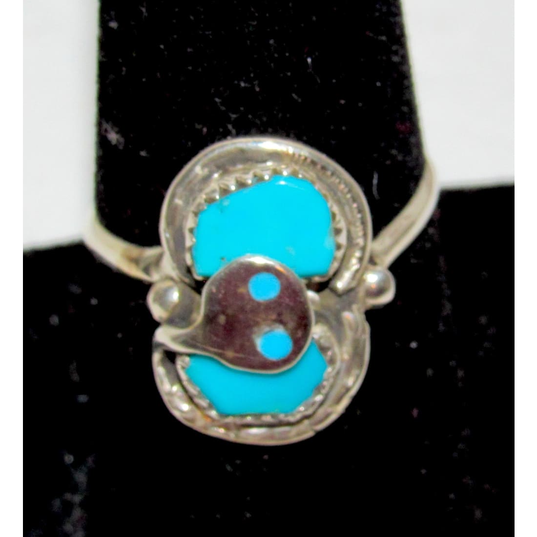 Navajo jewelry, Zuni Jewelry, Old Pawn Navajo, Old Pawn Zuni, Navajo Turquoise Rings, Navajo turquoise jewelry, Zuni turquoise jewelry, American Indian Jewelry, Navajo Bracelets, Zuni Bracelets, Navajo Rings, Zuni Rings, Old Pawn jewelry, Navajo Necklaces, Zuni Necklace