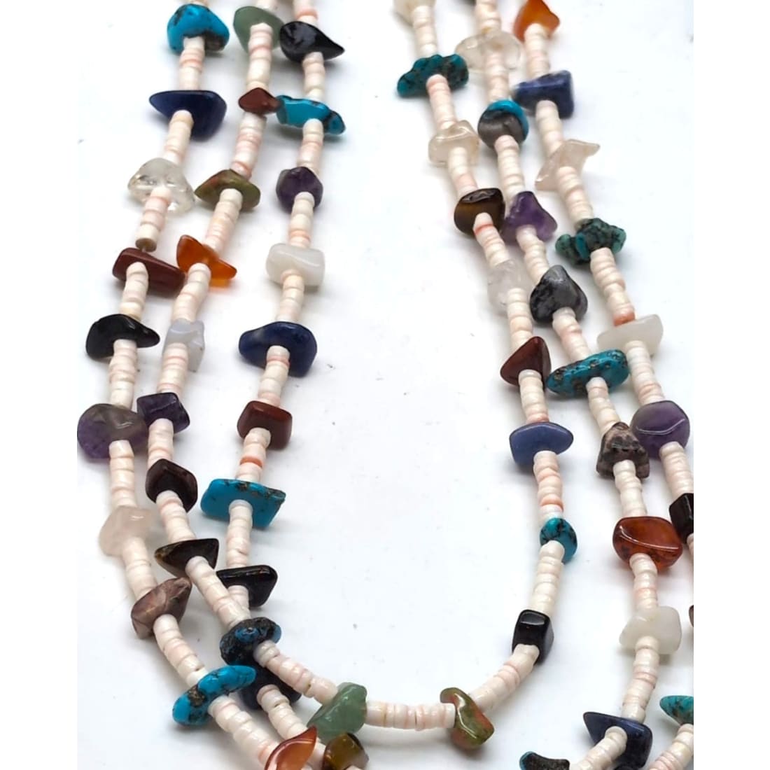 Vintage Kewa Santo Domingo Rolled Clam Shell & Turquoise Spiny Heishi Necklace
