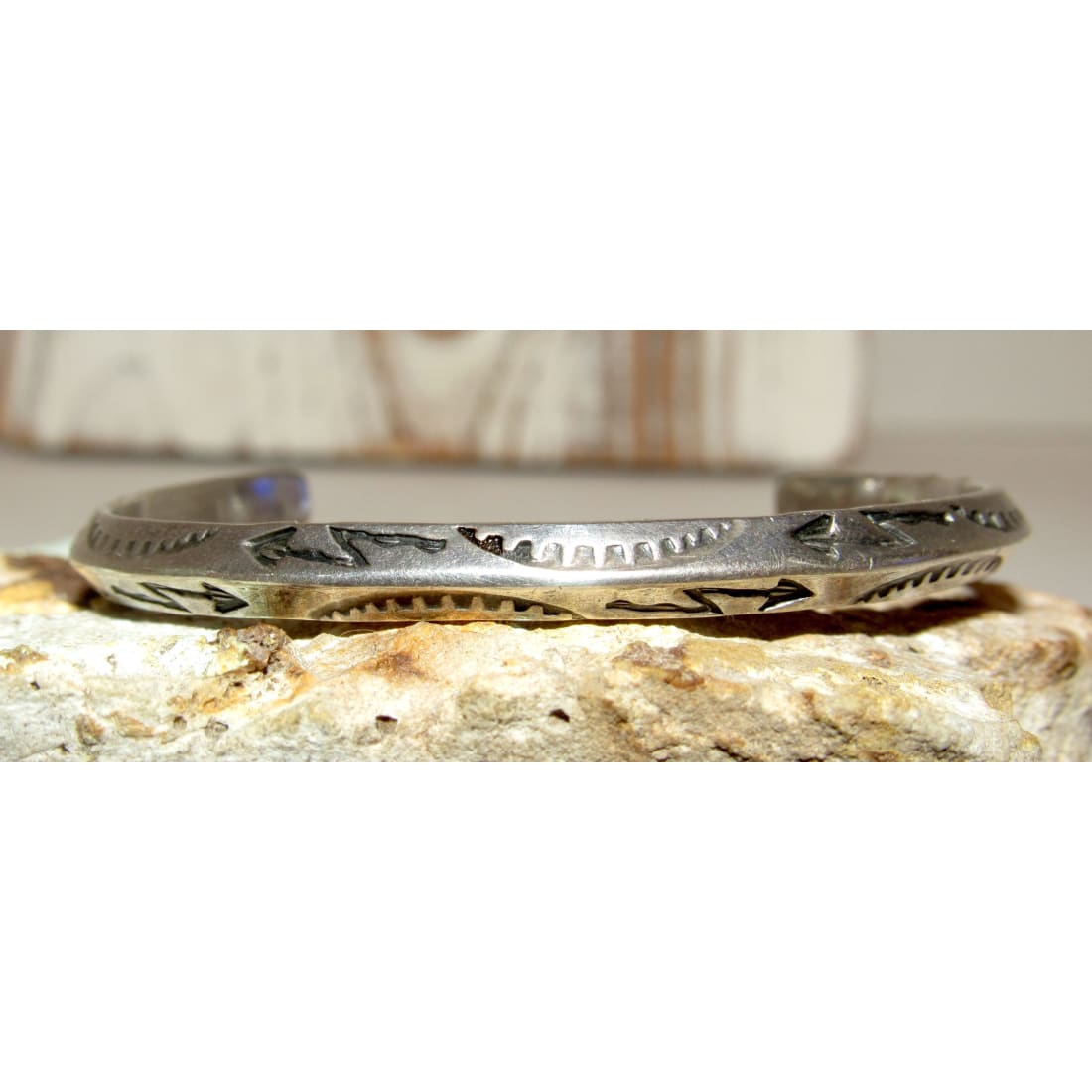 Old Pawn Navajo Carinated Ingot Cuff Bracelet Sterling Silver Native American