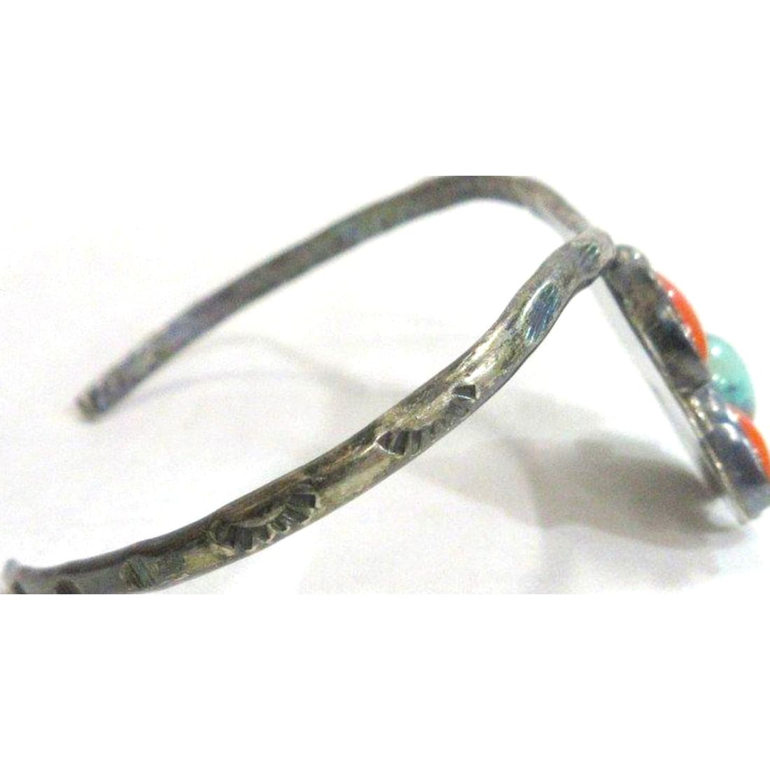 Navajo jewelry, Zuni Jewelry, Old Pawn Navajo, Old Pawn Zuni, Navajo Turquoise Rings, Navajo turquoise jewelry, Zuni turquoise jewelry, American Indian Jewelry, Navajo Bracelets, Zuni Bracelets, Navajo Rings, Zuni Rings, Old Pawn jewelry, Navajo Necklaces, Zuni Necklace