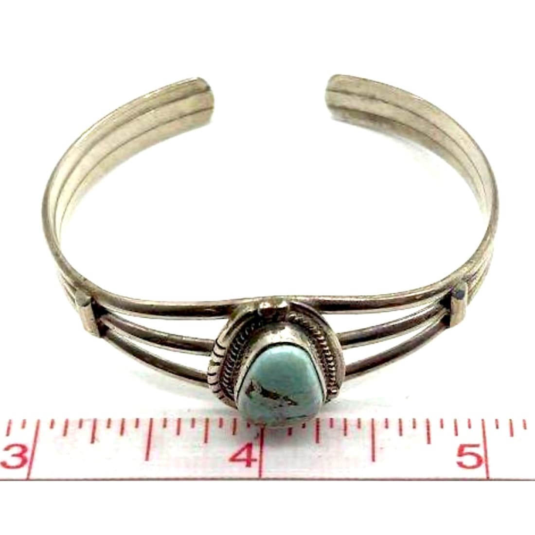 Navajo jewelry, Zuni Jewelry, Old Pawn Navajo, Old Pawn Zuni, Navajo Turquoise Rings, Navajo turquoise jewelry, Zuni turquoise jewelry, American Indian Jewelry, Navajo Bracelets, Zuni Bracelets, Navajo Rings, Zuni Rings, Old Pawn jewelry, Navajo Necklaces, Zuni Necklace