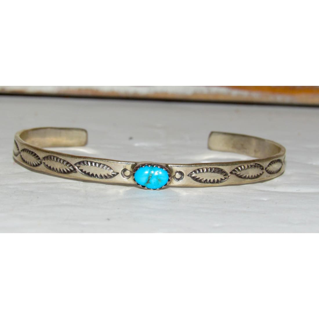 Navajo jewelry, Zuni Jewelry, Old Pawn Navajo, Old Pawn Zuni, Navajo Turquoise Rings, Navajo turquoise jewelry, Zuni turquoise jewelry, American Indian Jewelry, Navajo Bracelets, Zuni Bracelets, Navajo Rings, Zuni Rings, Old Pawn jewelry, Navajo Necklaces, Zuni Necklace