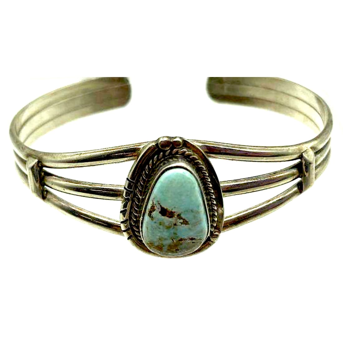 Navajo jewelry, Zuni Jewelry, Old Pawn Navajo, Old Pawn Zuni, Navajo Turquoise Rings, Navajo turquoise jewelry, Zuni turquoise jewelry, American Indian Jewelry, Navajo Bracelets, Zuni Bracelets, Navajo Rings, Zuni Rings, Old Pawn jewelry, Navajo Necklaces, Zuni Necklace
