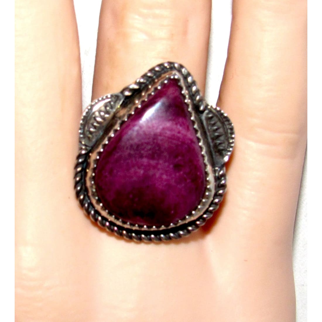Navajo Purple Spiny Ring Size 7 Sterling Silver Native American Signed