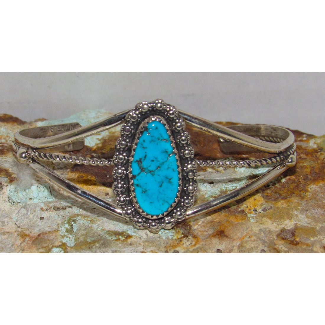 Navajo Kingman Turquoise Cuff Bracelet Sterling Silver Native Signed