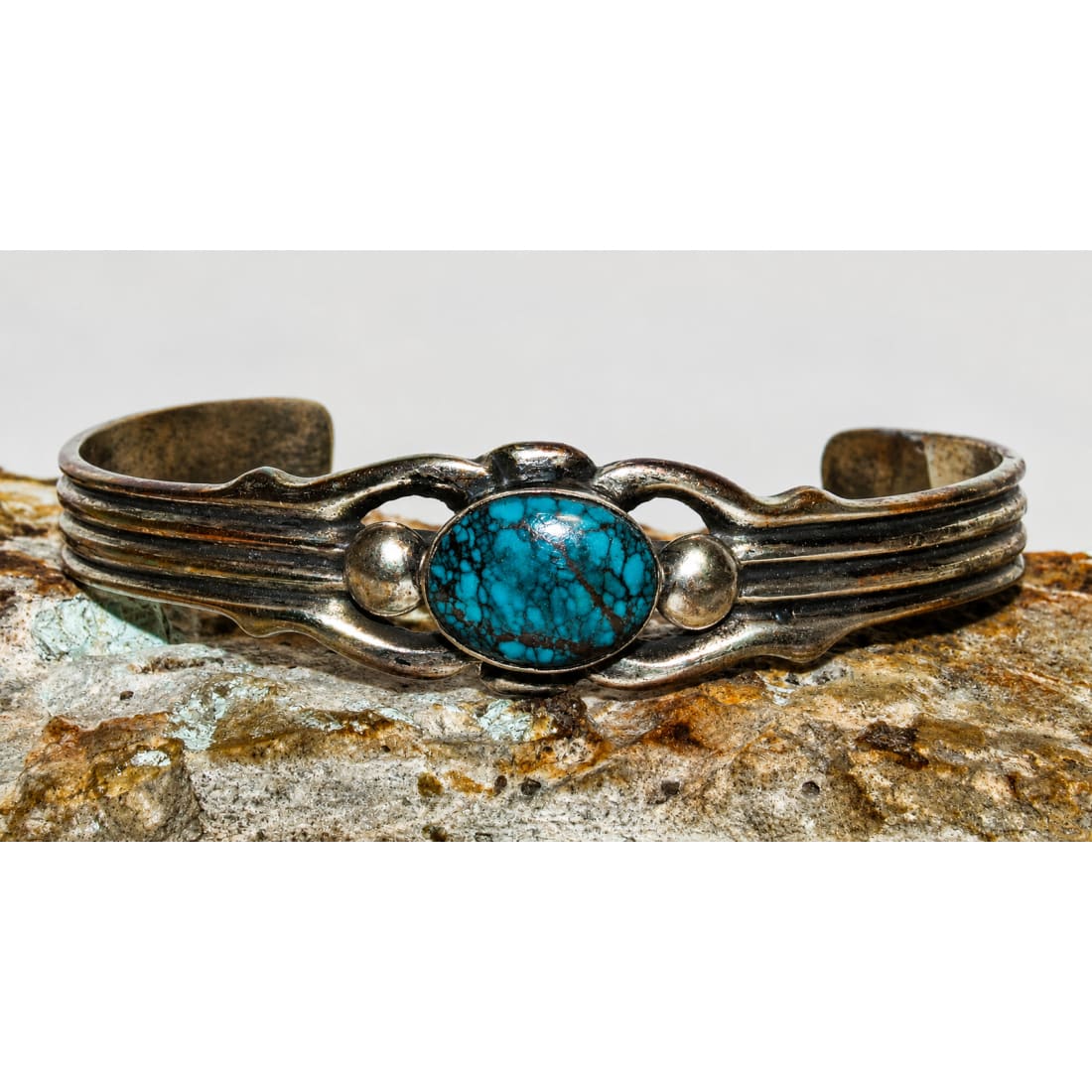 Vintage Navajo Spiderweb Kingman Turquoise Cuff Bracelet Sterling Silver Wilson Begay