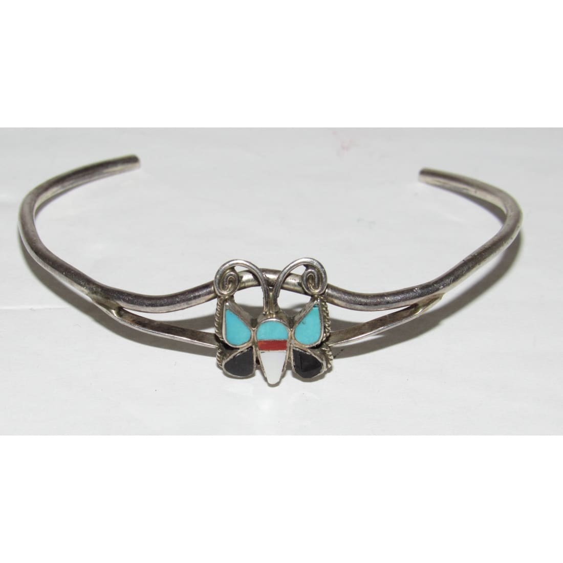 Navajo jewelry, Zuni Jewelry, Old Pawn Navajo, Old Pawn Zuni, Navajo Turquoise Rings, Navajo turquoise jewelry, Zuni turquoise jewelry, American Indian Jewelry, Navajo Bracelets, Zuni Bracelets, Navajo Rings, Zuni Rings, Old Pawn jewelry, Navajo Necklaces, Zuni Necklace