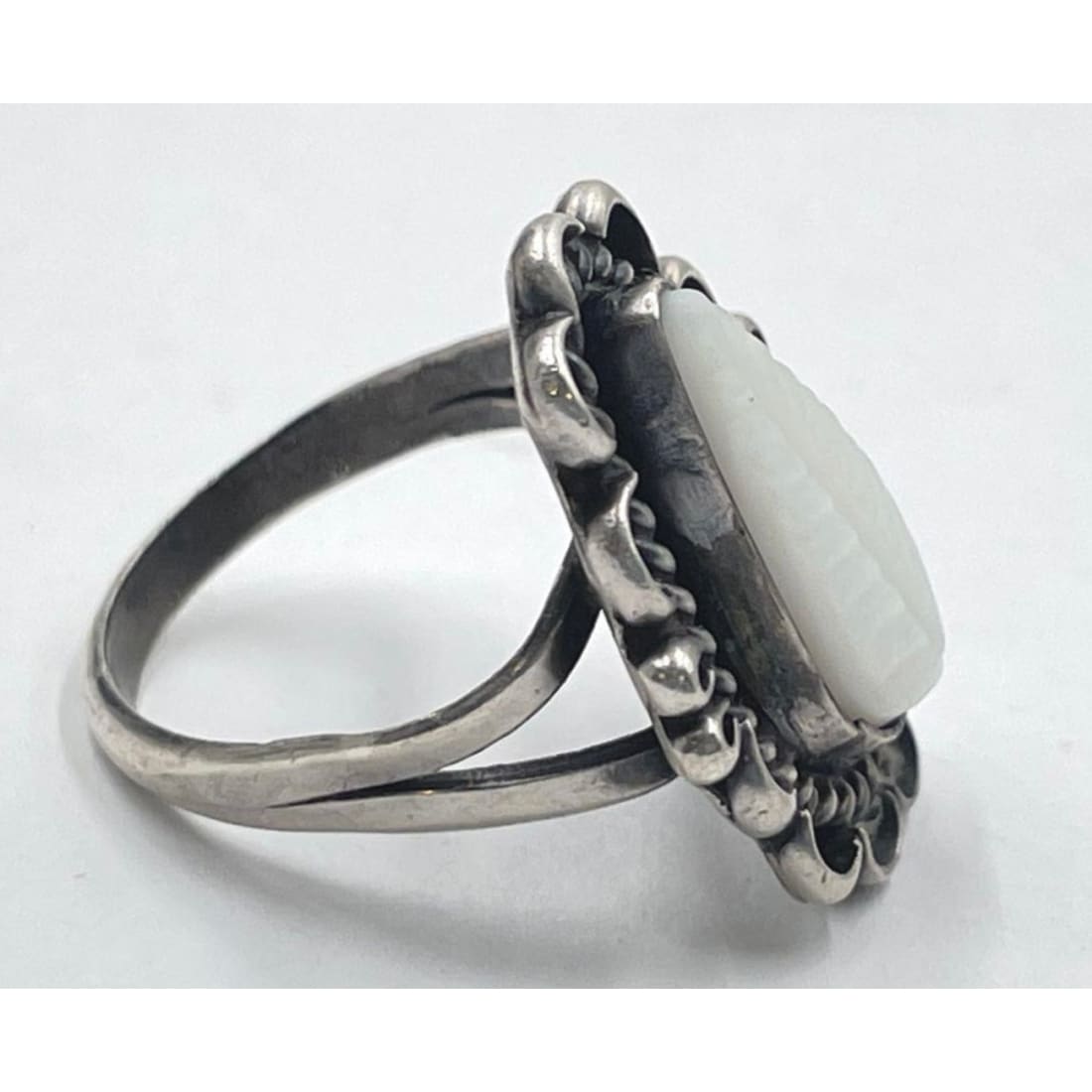 Zuni Carved Mother of Pearl Leaf Ring Size 7 Sterling Jack Weekoty