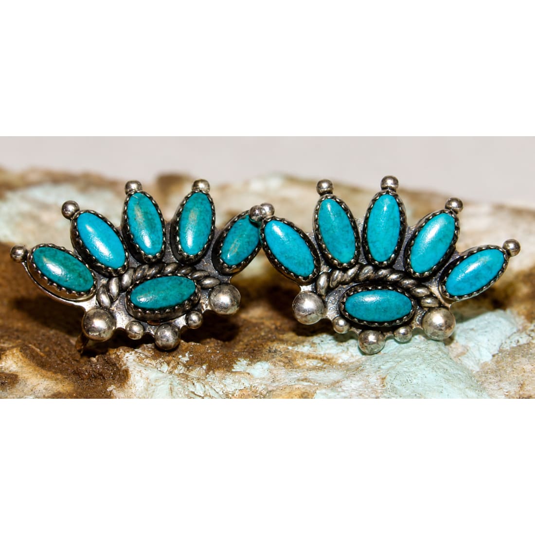 Old Pawn Zuni Turquoise Cluster Sterling Silver Screw Back Earrings