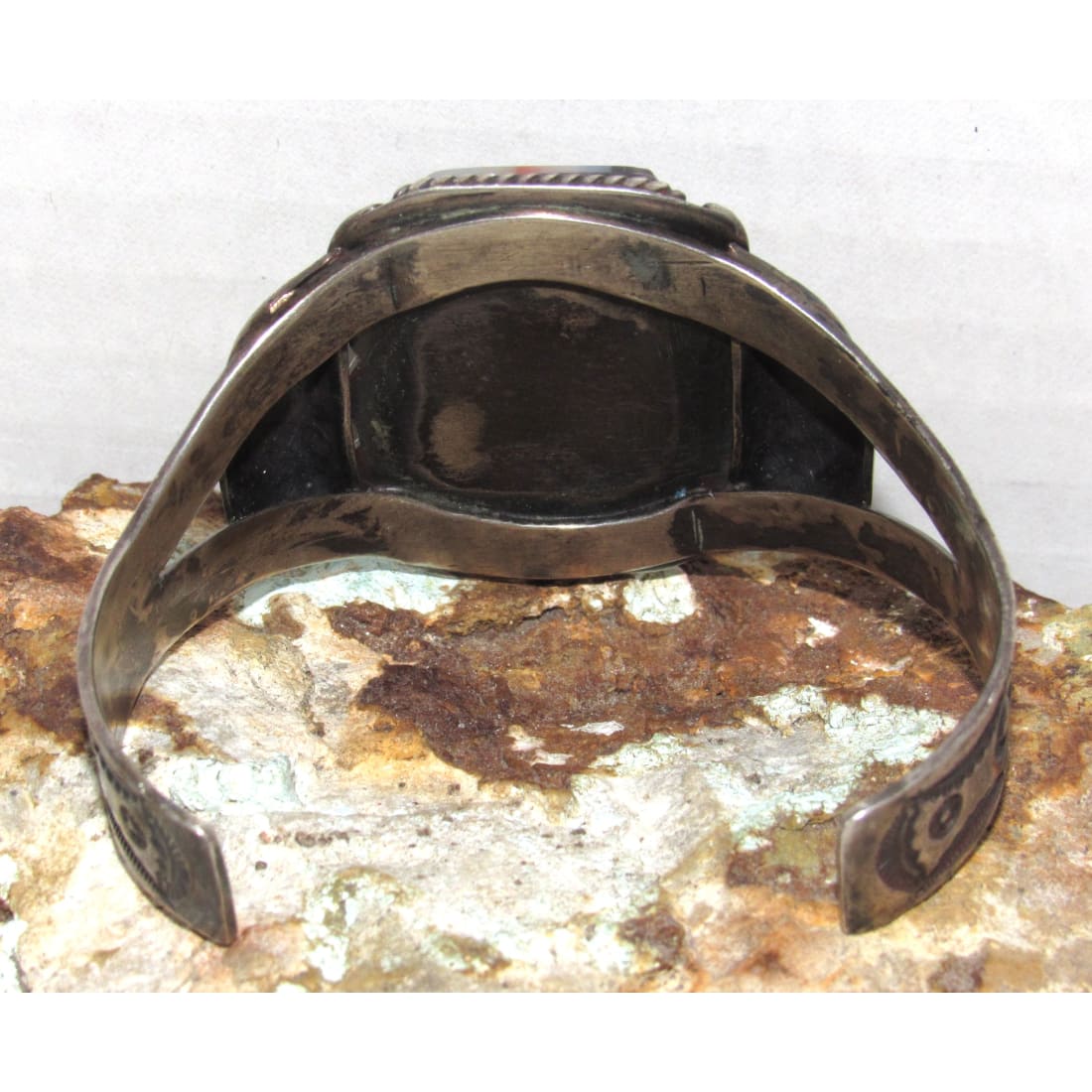 Navajo jewelry, Zuni Jewelry, Old Pawn Navajo, Old Pawn Zuni, Navajo Turquoise Rings, Navajo turquoise jewelry, Zuni turquoise jewelry, American Indian Jewelry, Navajo Bracelets, Zuni Bracelets, Navajo Rings, Zuni Rings, Old Pawn jewelry, Navajo Necklaces, Zuni Necklace