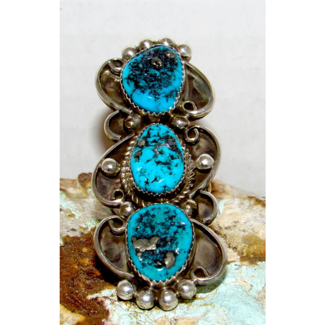 Massive Navajo Kingman Turquoise Ring Size 8.5 Sterling Native American Signed