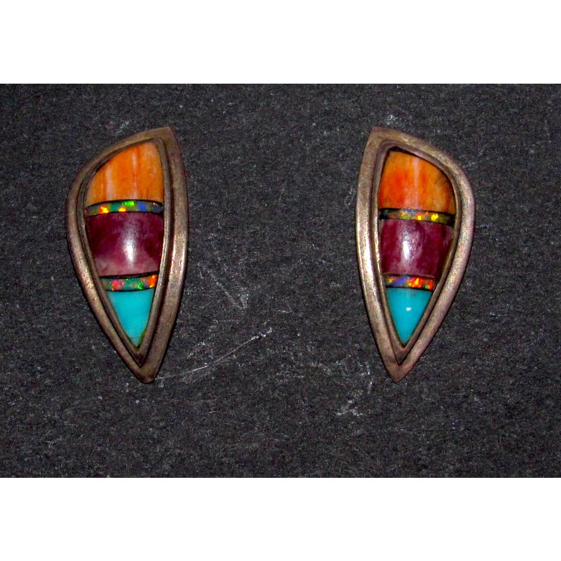 Navajo jewelry, Zuni Jewelry, Old Pawn Navajo, Old Pawn Zuni, Navajo Turquoise Rings, Navajo turquoise jewelry, Zuni turquoise jewelry, American Indian Jewelry, Navajo Bracelets, Zuni Bracelets, Navajo Rings, Zuni Rings, Old Pawn jewelry, Navajo Necklaces, Zuni Necklace