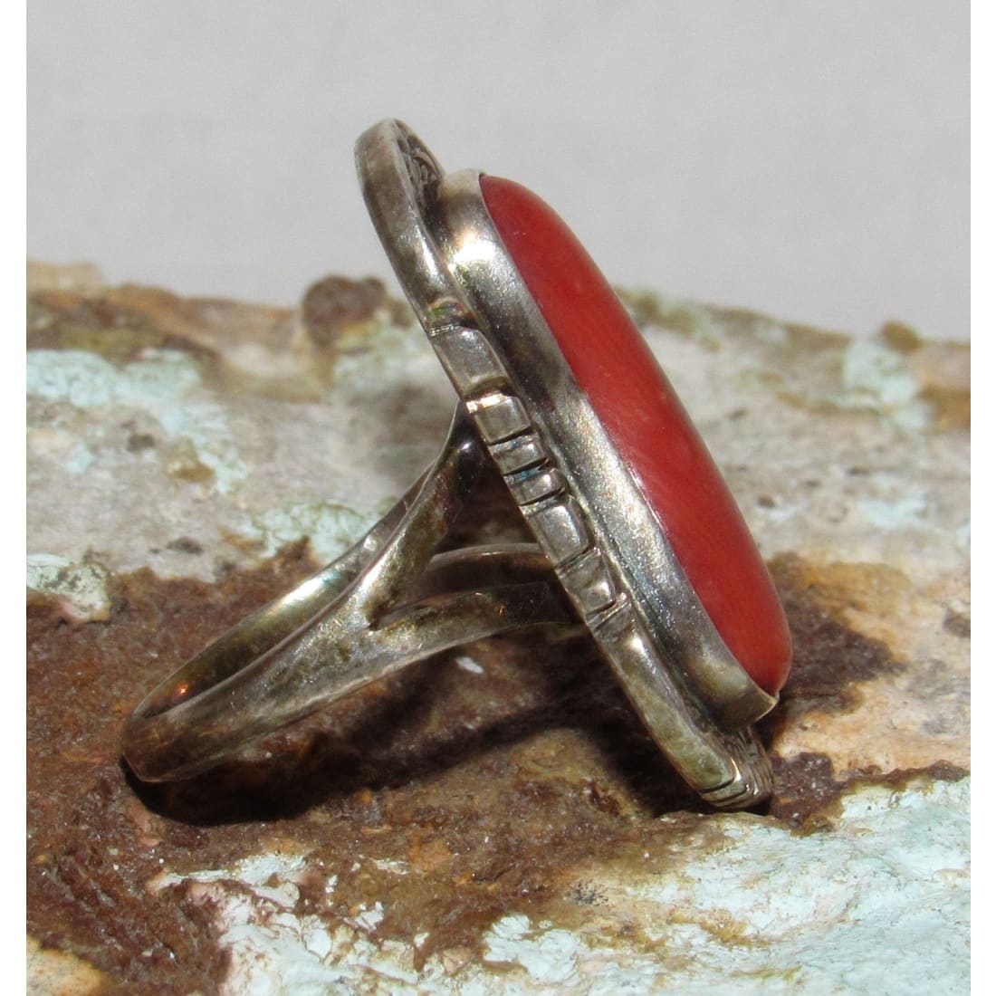 Old Pawn Navajo Mediterranean Coral Ring Size 6 Sterling Silver Native American