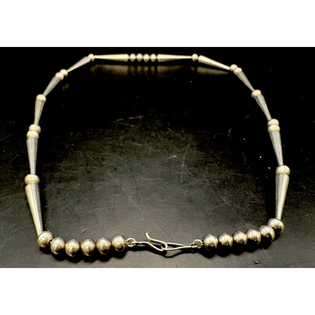 Vintage Navajo Pearls Necklace Rare Cone & Saucer Beads Design Sterling Silver
