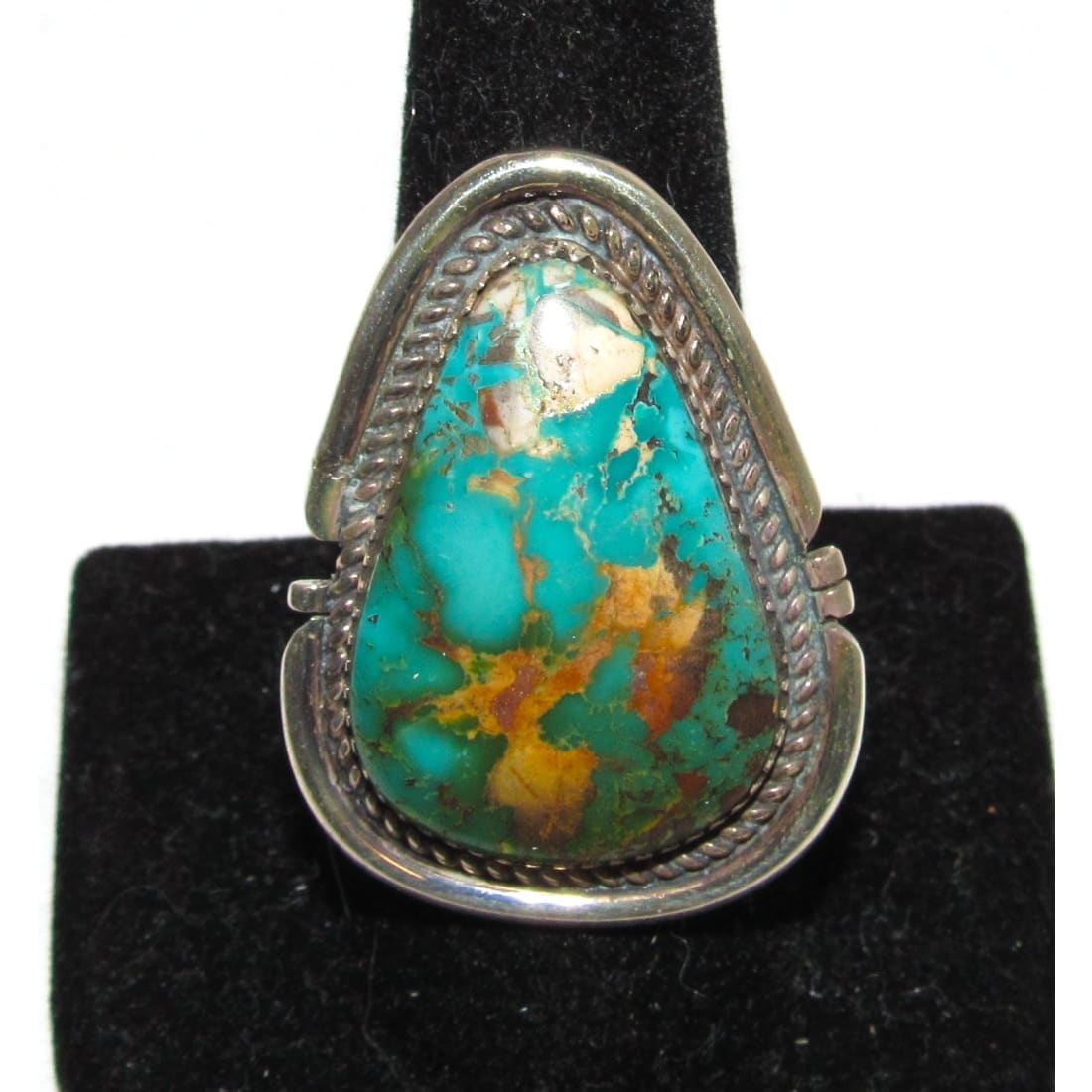 Navajo jewelry, Zuni Jewelry, Old Pawn Navajo, Old Pawn Zuni, Navajo Turquoise Rings, Navajo turquoise jewelry, Zuni turquoise jewelry, American Indian Jewelry, Navajo Bracelets, Zuni Bracelets, Navajo Rings, Zuni Rings, Old Pawn jewelry, Navajo Necklaces, Zuni Necklace