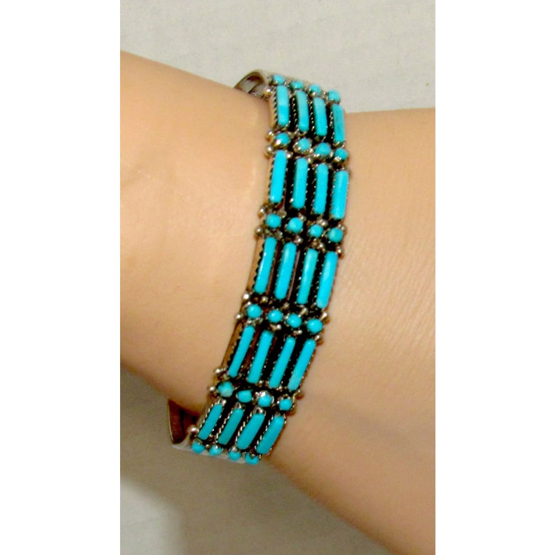 Navajo jewelry, Zuni Jewelry, Old Pawn Navajo, Old Pawn Zuni, Navajo Turquoise Rings, Navajo turquoise jewelry, Zuni turquoise jewelry, American Indian Jewelry, Navajo Bracelets, Zuni Bracelets, Navajo Rings, Zuni Rings, Old Pawn jewelry, Navajo Necklaces, Zuni Necklace
