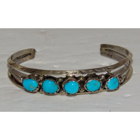 Navajo jewelry, Zuni Jewelry, Old Pawn Navajo, Old Pawn Zuni, Navajo Turquoise Rings, Navajo turquoise jewelry, Zuni turquoise jewelry, American Indian Jewelry, Navajo Bracelets, Zuni Bracelets, Navajo Rings, Zuni Rings, Old Pawn jewelry, Navajo Necklaces, Zuni Necklace
