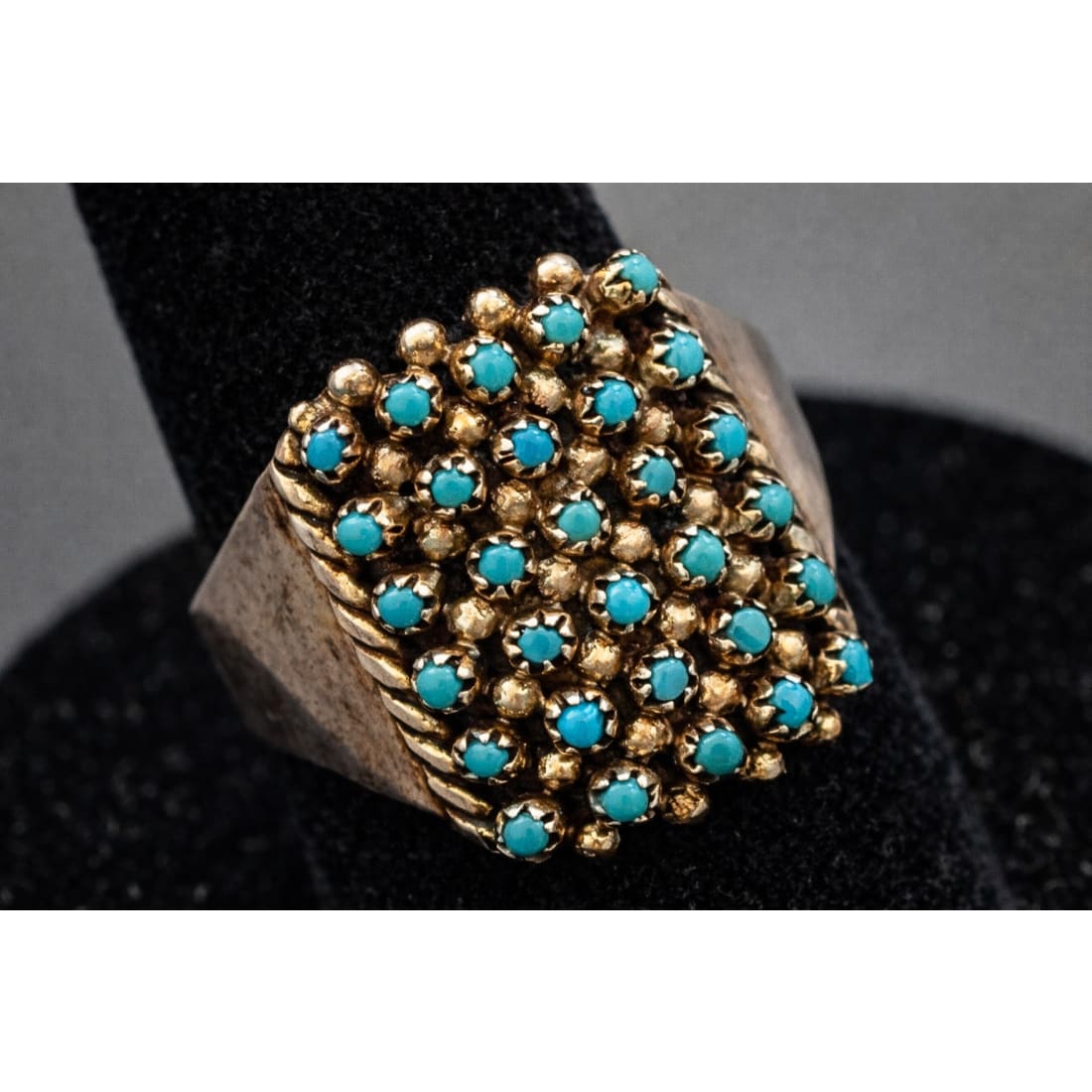 Navajo jewelry, Zuni Jewelry, Old Pawn Navajo, Old Pawn Zuni, Navajo Turquoise Rings, Navajo turquoise jewelry, Zuni turquoise jewelry, American Indian Jewelry, Navajo Bracelets, Zuni Bracelets, Navajo Rings, Zuni Rings, Old Pawn jewelry, Navajo Necklaces, Zuni Necklace