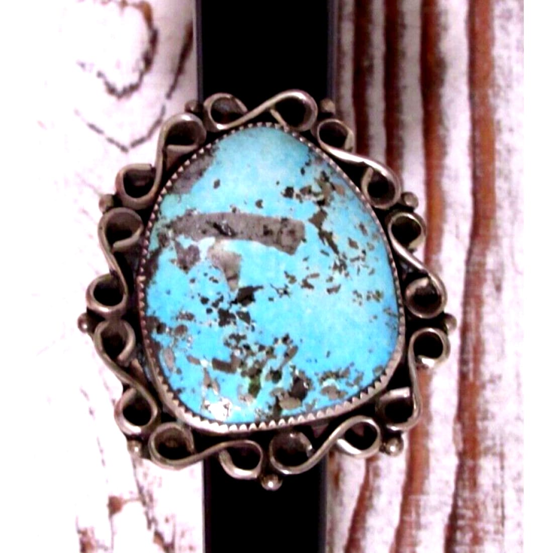 Massive Navajo Kingman Turquoise Statement Ring Sz 8 R.