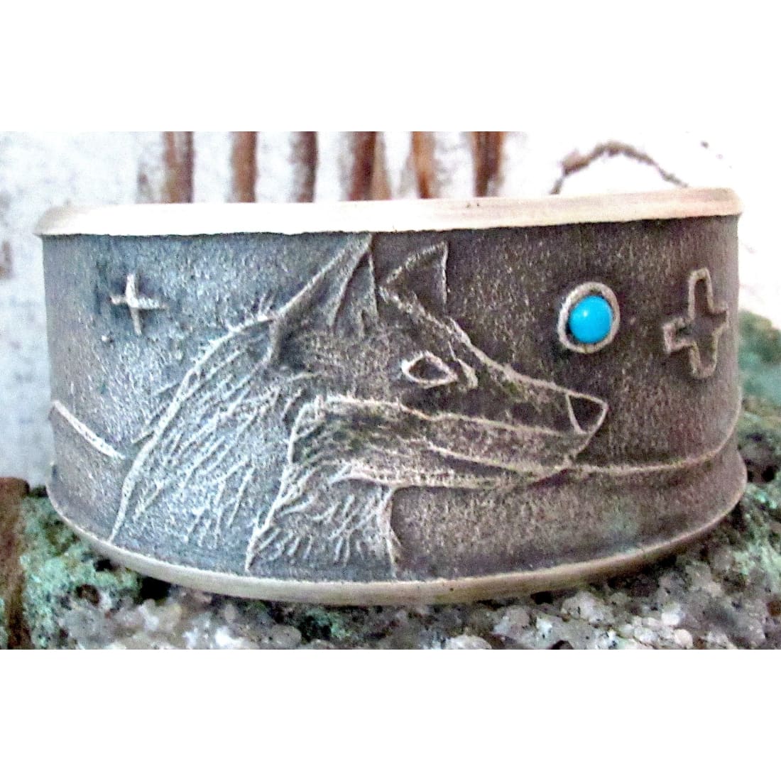 Navajo Monty Claw Wolf Bracelet Tufa Cast Sterling Sleeping