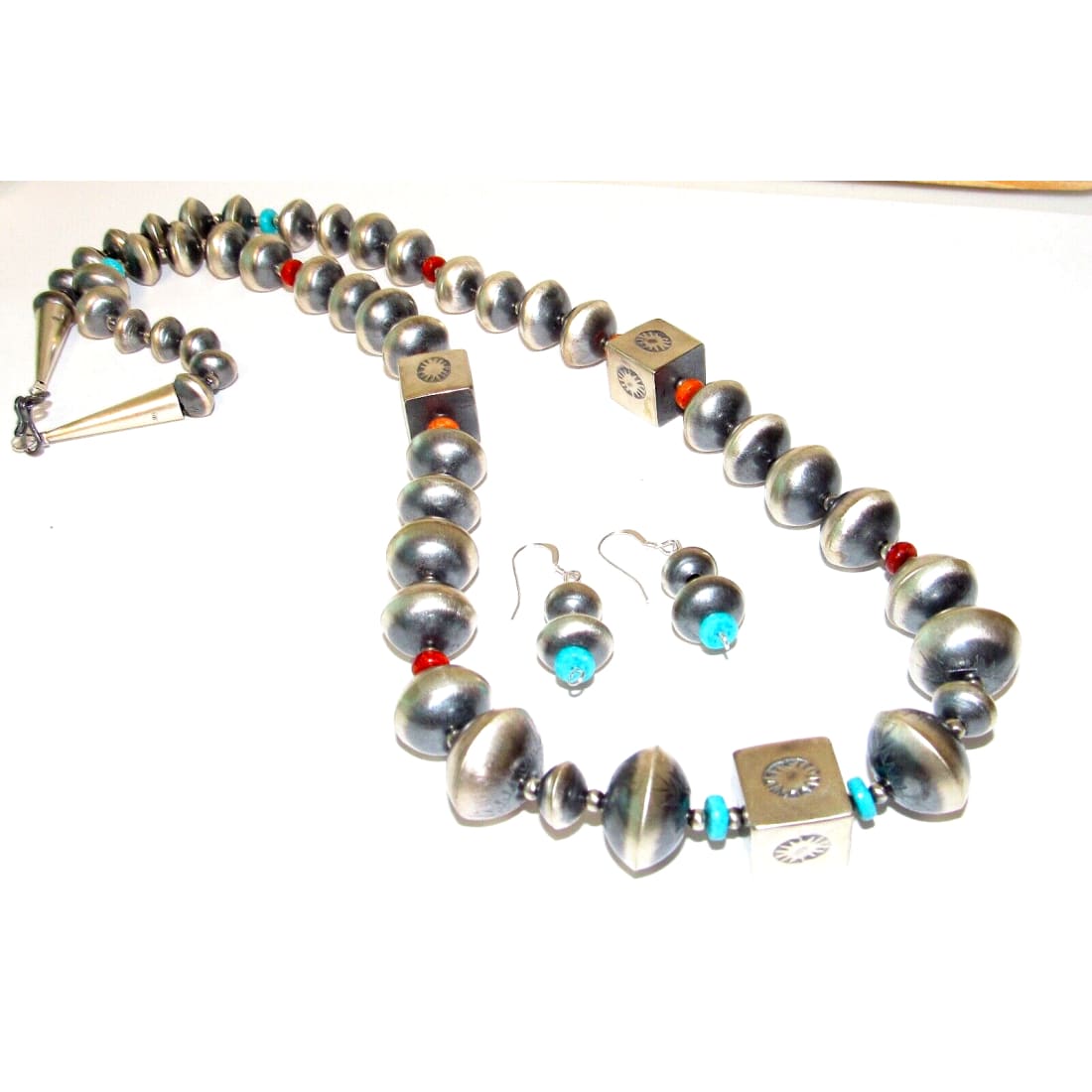 Navajo Pearls Necklace Earrings set sterling silver