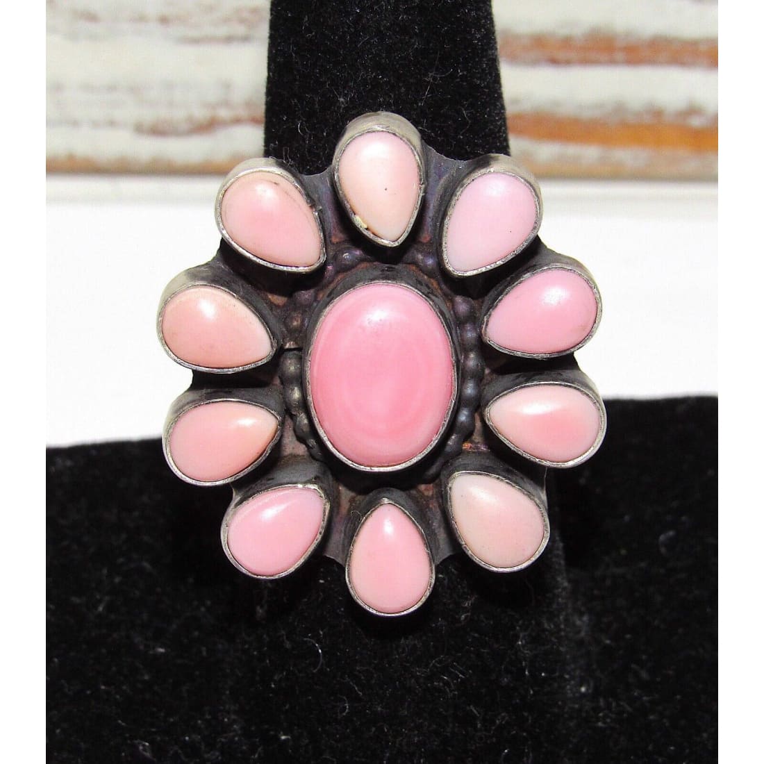 Navajo Pink Conch Cluster Ring Size 7 Sterling Silver Betta