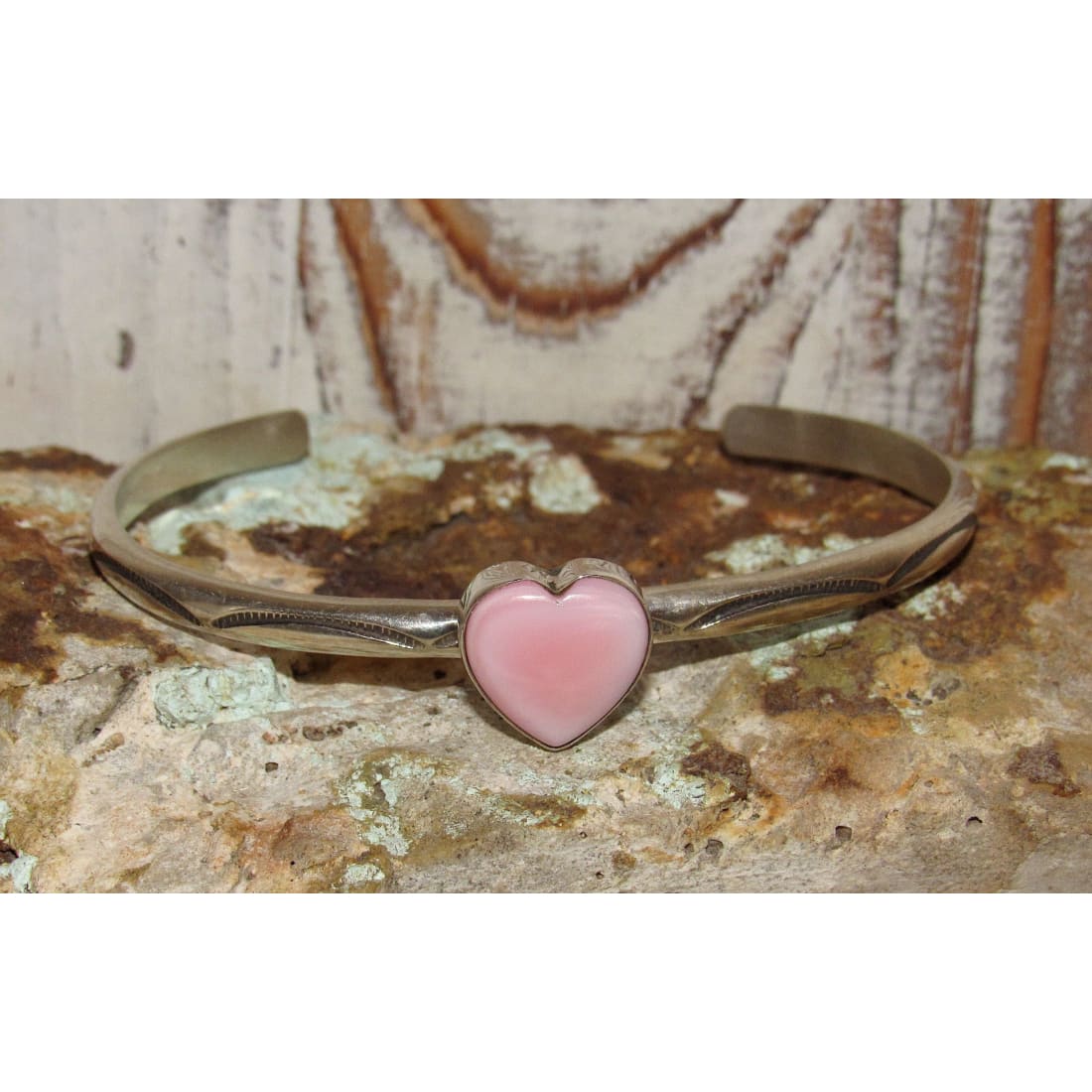 Navajo Pink Conch Heart Bracelet Stacker Sterling Silver