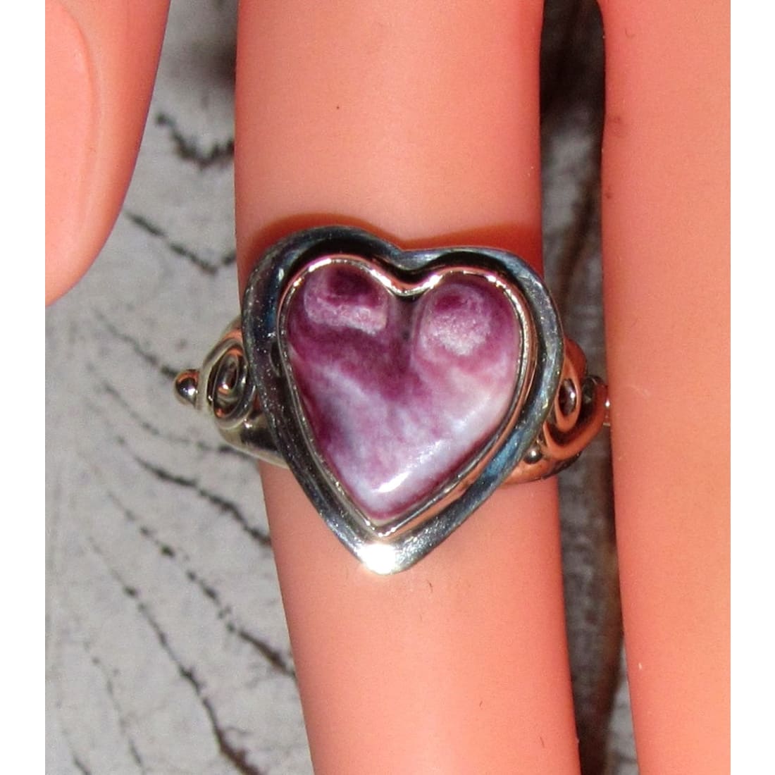 Navajo Purple Spiny Heart Ring Sz 6.5 Sterling Silver