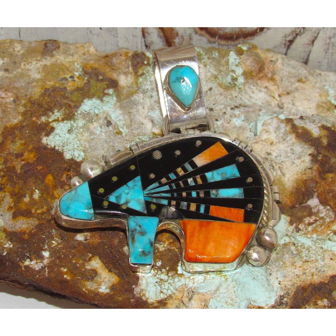 Native American Navajo bear pendant turquoise spiny oyster inlaid with black and orange stones