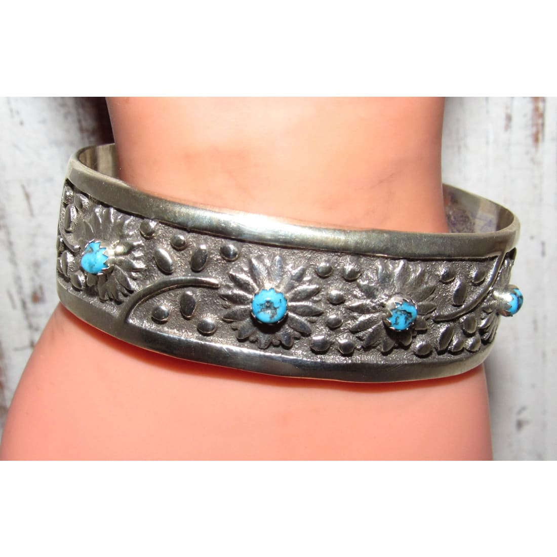 Navajo Turquoise Flower Cuff Bracelet Sterling Silver R.