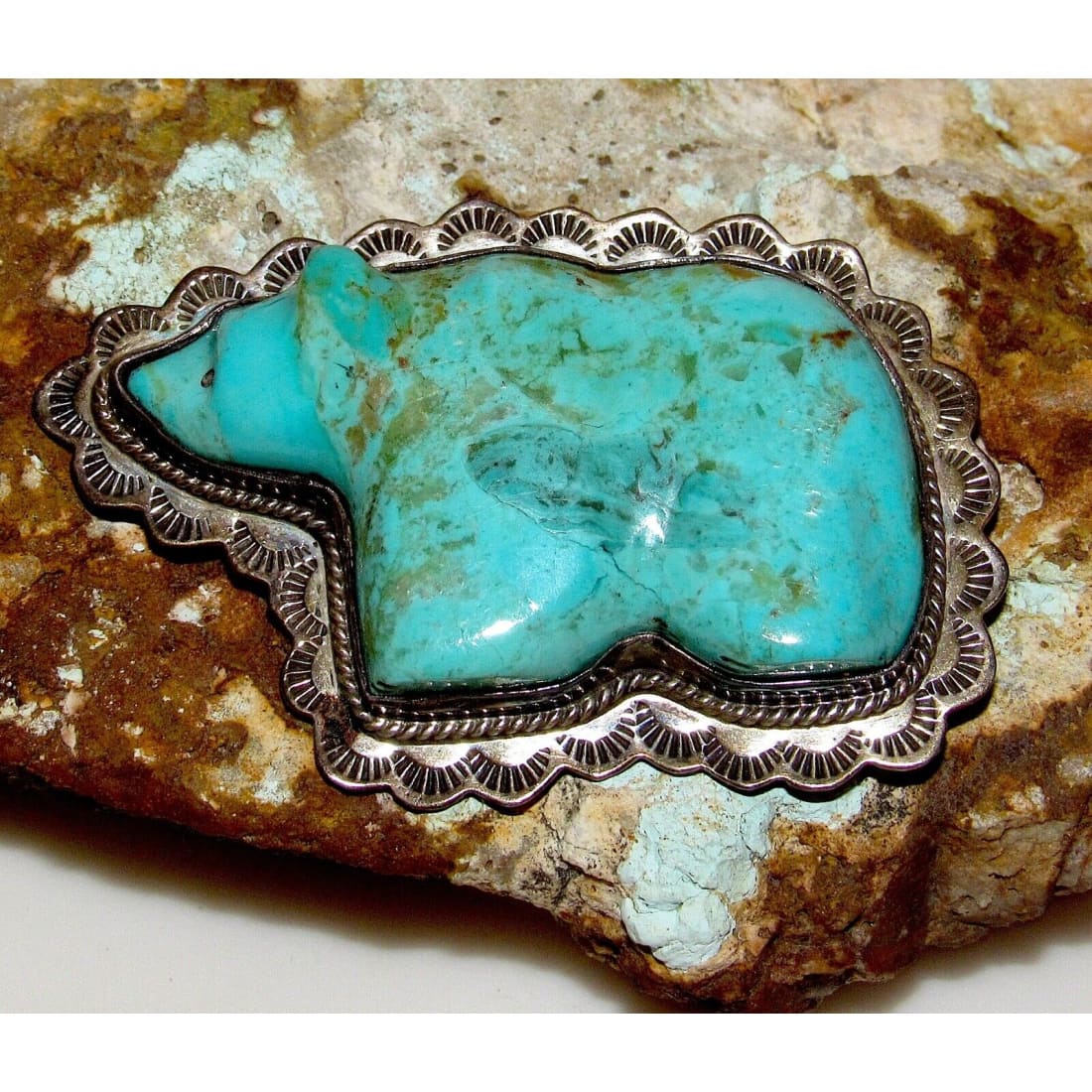 Old Pawn Navajo Carved Turquoise Bear Pin Brooch Sterling
